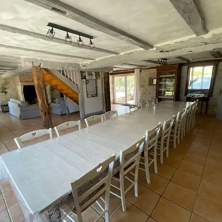 Semesterbostad Domaine De La Vaysse-24 Couchages Martel