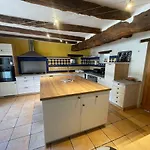 Domaine De La Vaysse-24 Couchages Martel